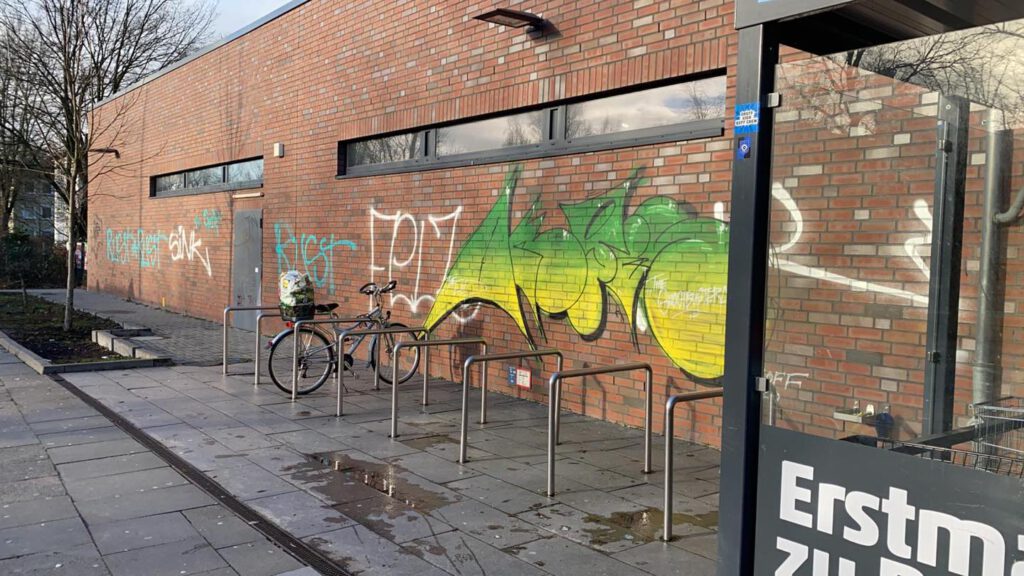 Graffitireinigung vorher